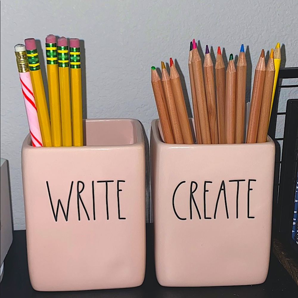 "WRITE" and "CREATE" Ceramic Pink Desk Organizer